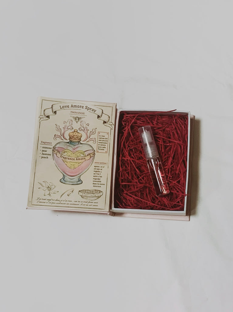 【魔性の媚薬】 love flavor spray 最強モテBOXに入った*ラブアモーレスプレー