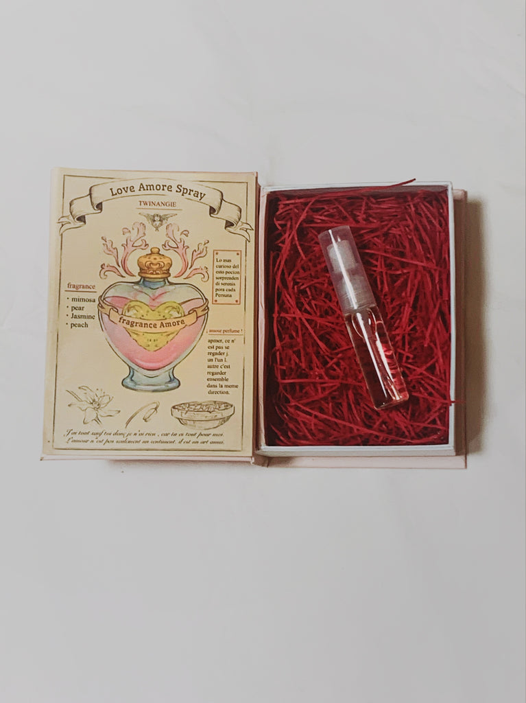 【魔性の媚薬】 love flavor spray 最強モテBOXに入った*ラブアモーレスプレー
