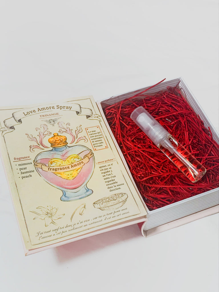 【魔性の媚薬】 love flavor spray 最強モテBOXに入った*ラブアモーレスプレー