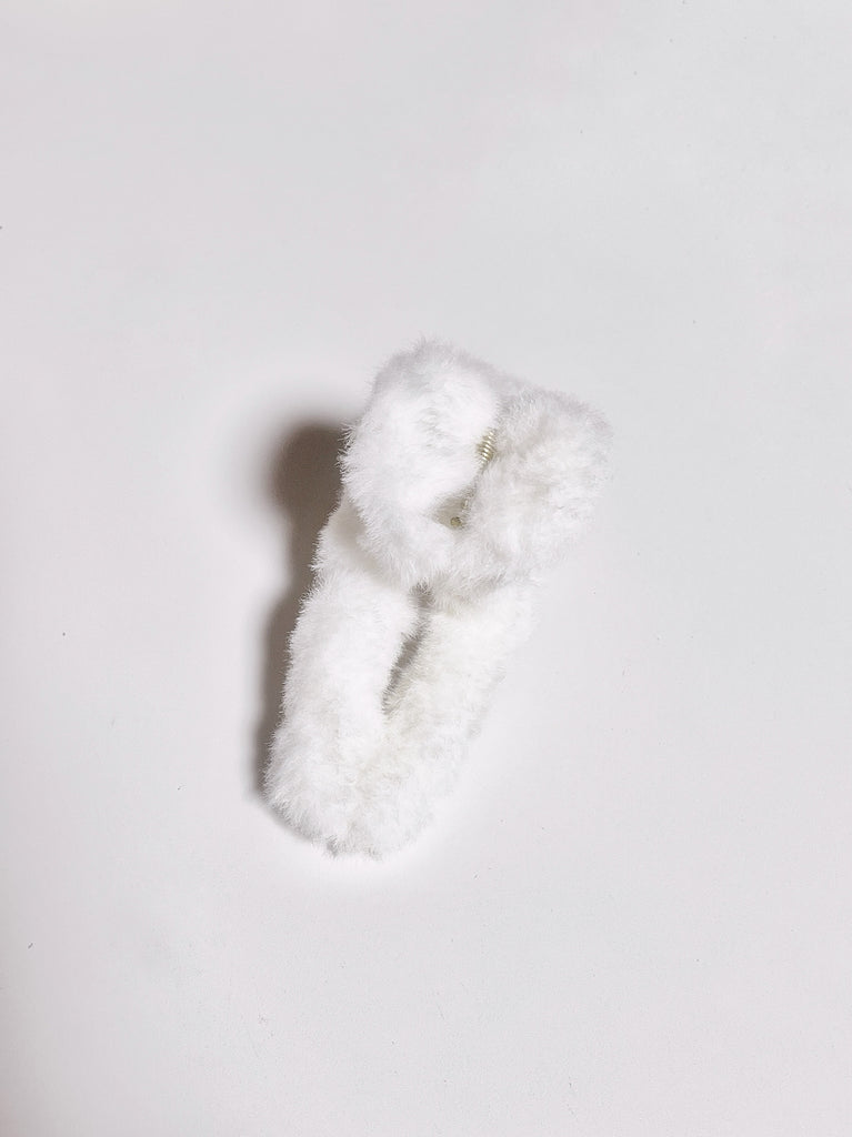 【最後の1点】【抱きしめたくなる♡】ふわモテ*ヘアクリップ3