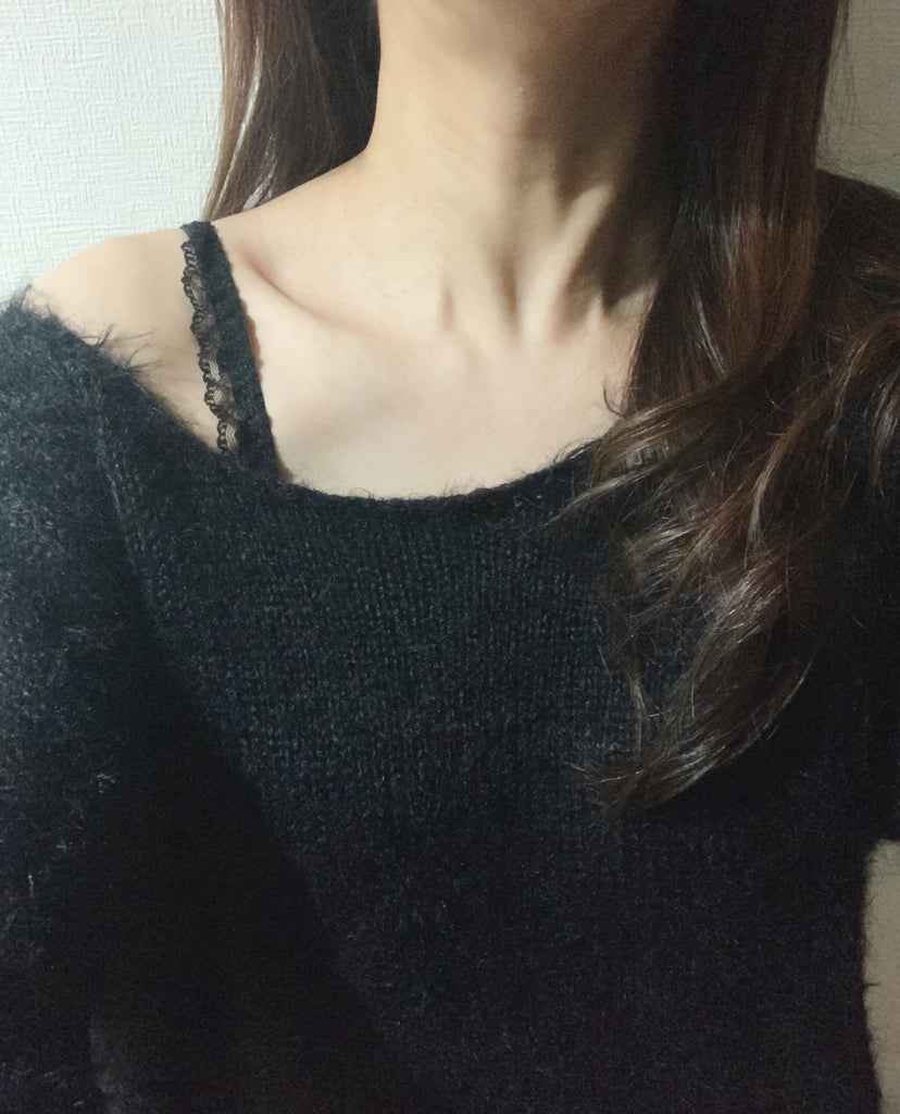 【お金持ちをメロメロにするなら】肩出しニットトップス+アンバーサシェ*