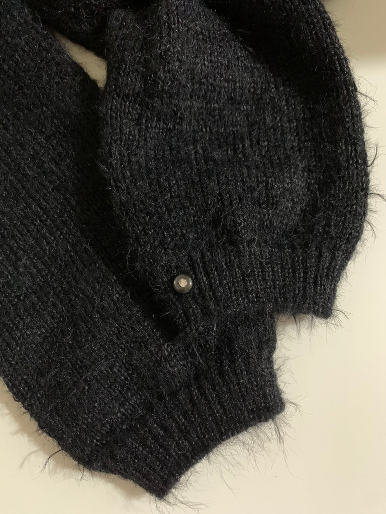 【お金持ちをメロメロにするなら】肩出しニットトップス+アンバーサシェ*