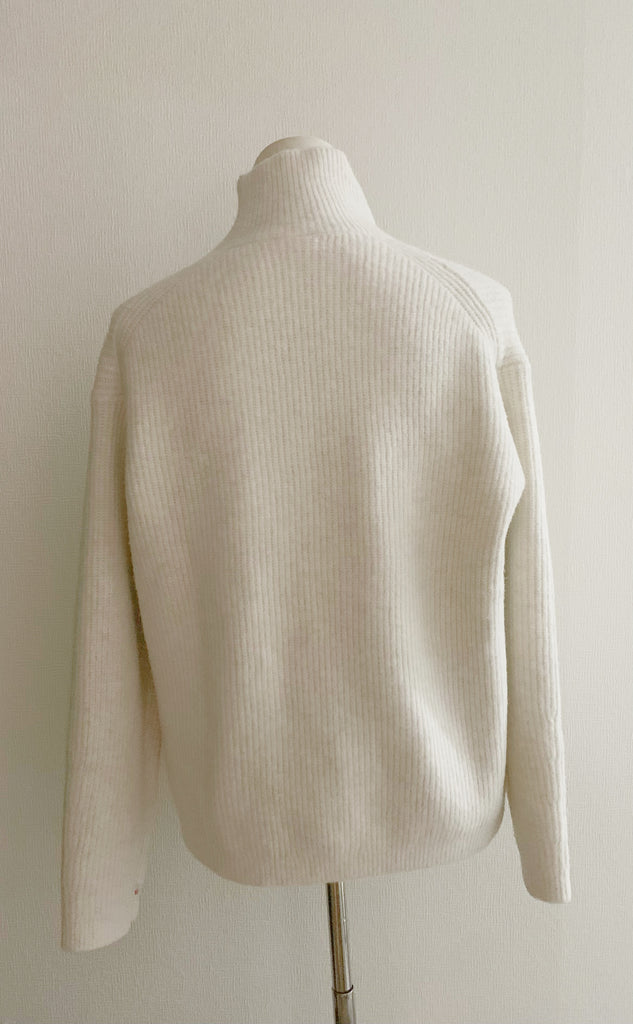 【Mサイズ】ホワイトニットトップス(vintage)+春恋のランジェリーフレーバー1本付*