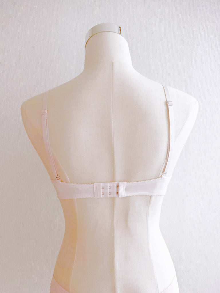【1点限定】"最強のモテ" リボンフリフリブラ*(vintage)