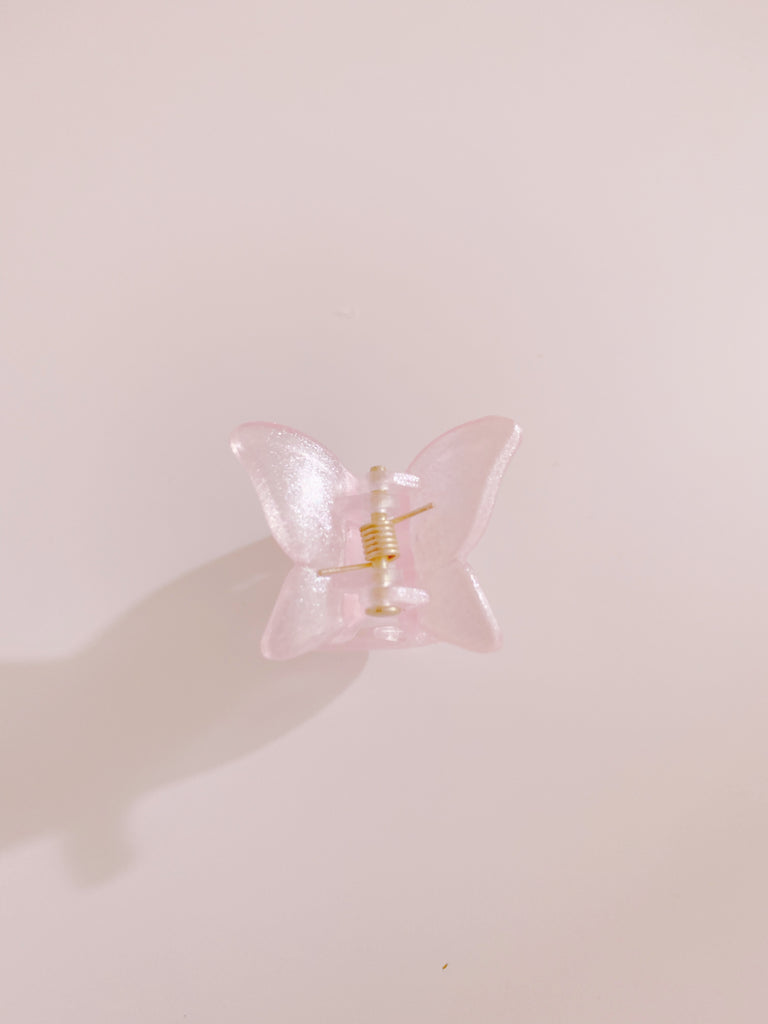 ¥3990→¥1990【恋愛専用】プシューケー・ミニ・ヘアクリップ(蝶)pearl pink*