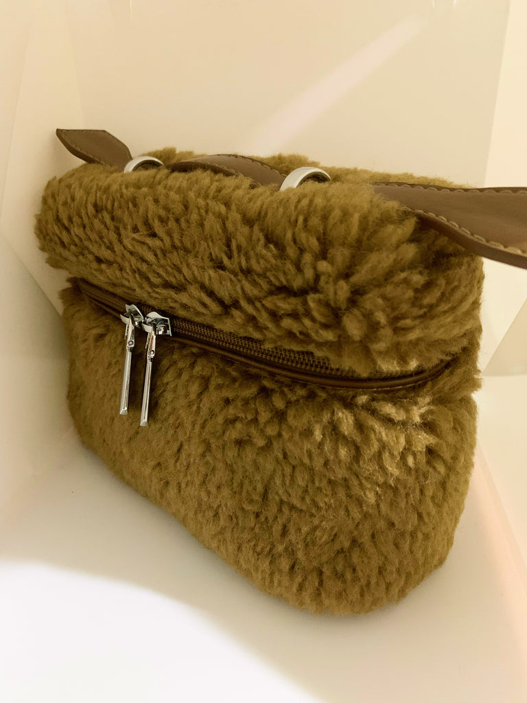 【2つのストーン付き】【リッチマネー】ふわふわソフトミニバッグ (Brown)*