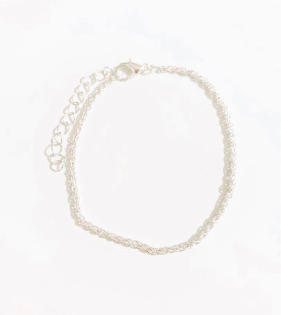 会いたい人に会えるブレスレット*(milky silver simple)*