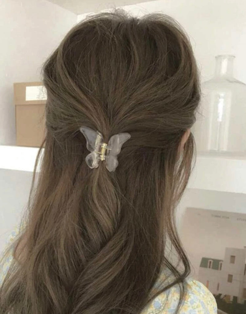 ¥3990→¥1990【恋愛専用】プシューケー・ミニ・ヘアクリップ(蝶)pearl pink*