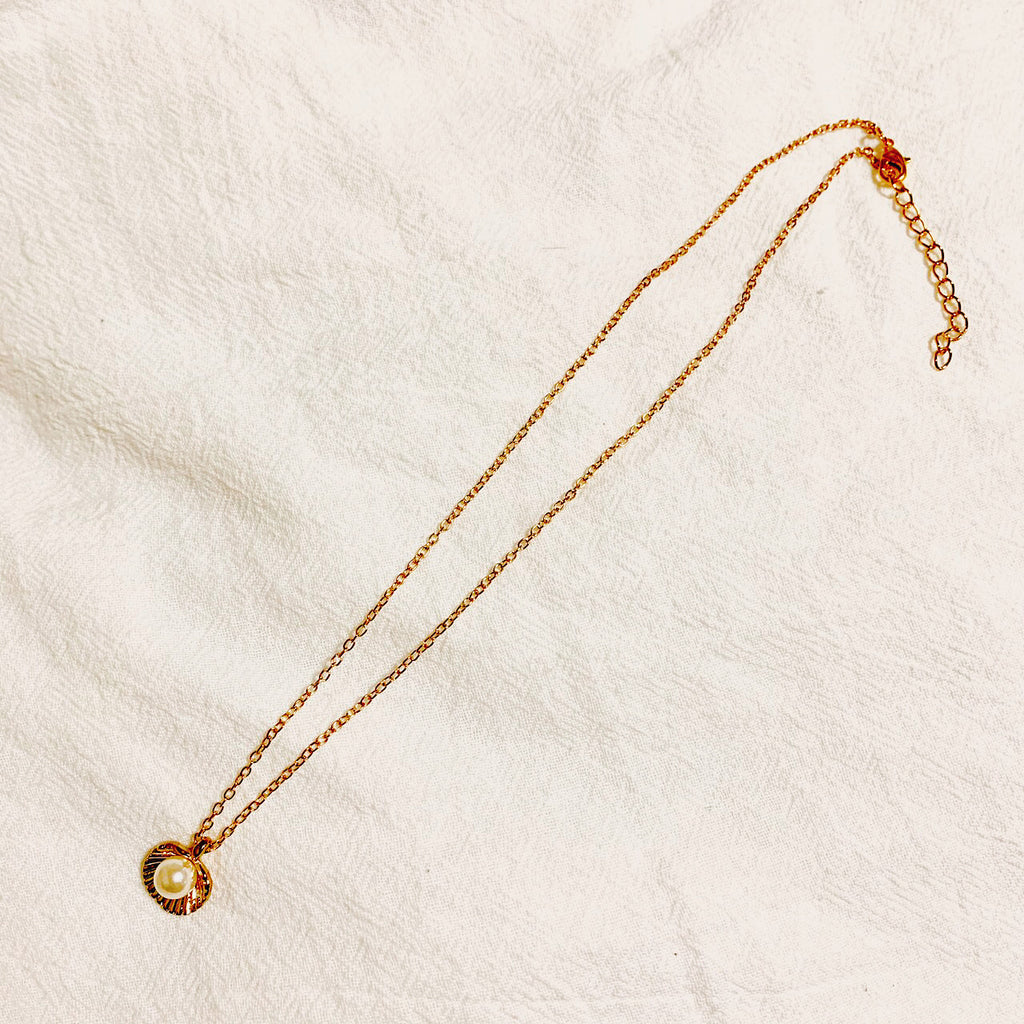 【¥1000オフ】【最後の1点】シェルパールネックレス