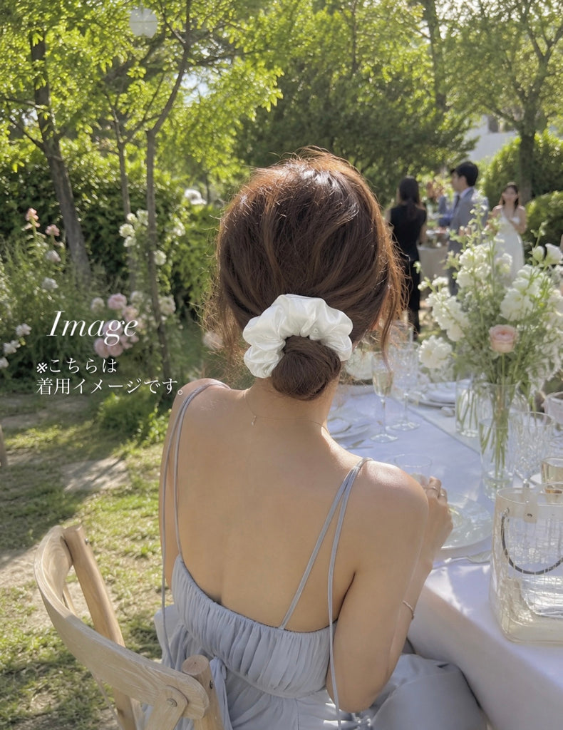 【結婚運】ホワイトシュシュ*（ローズシート付）