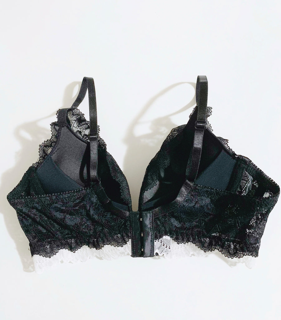 【M】⧫ Black Lace with White Frill Set (Bra + Panty)