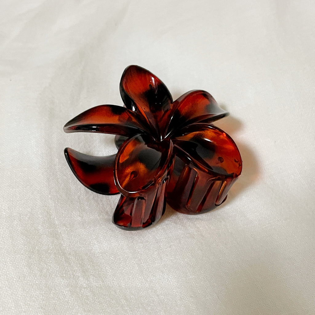 【限定１点】 【愛が再燃する】プルメリア♡ヘアクリップ * ２