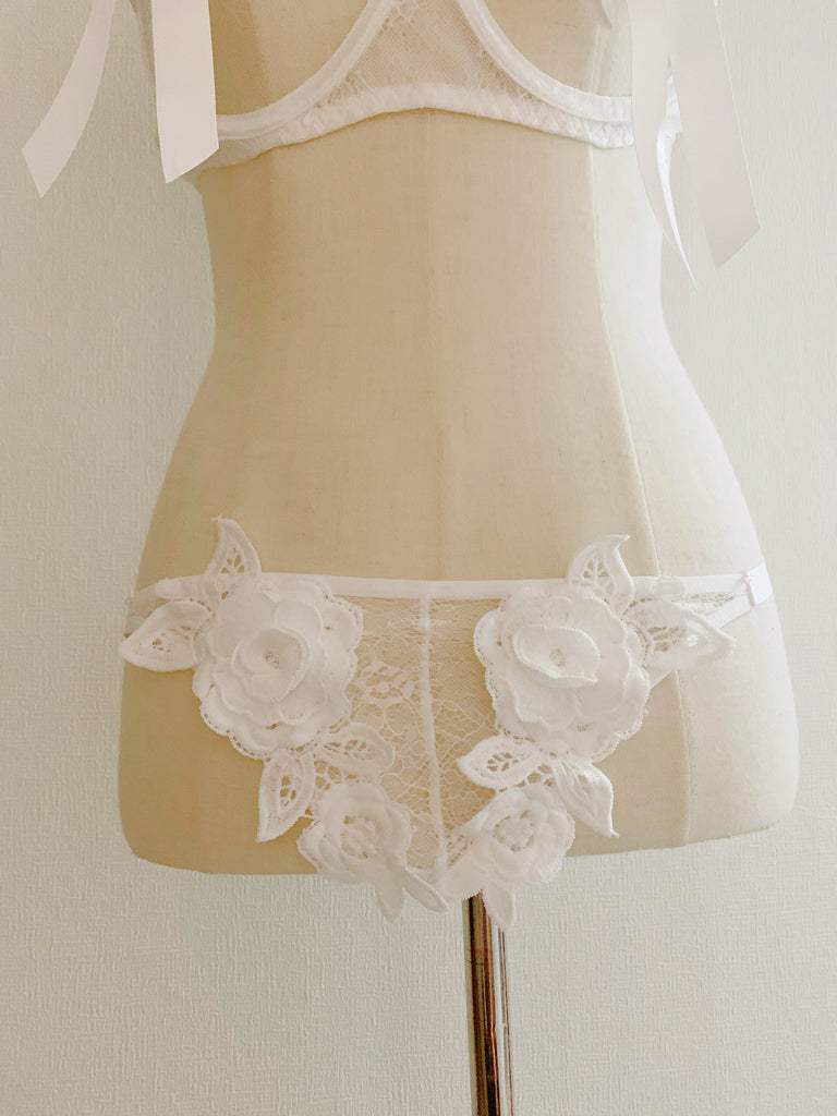 【甘くとろけるホイップラブ】ブラ+パンティ+コットンサシェセット