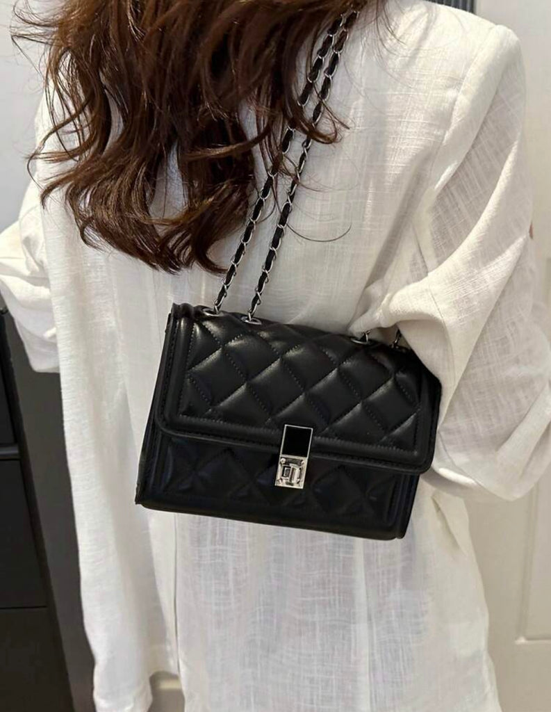 [Love Sapphires / Milky Pink & Orange] Mini Quilted Bag (Black)*