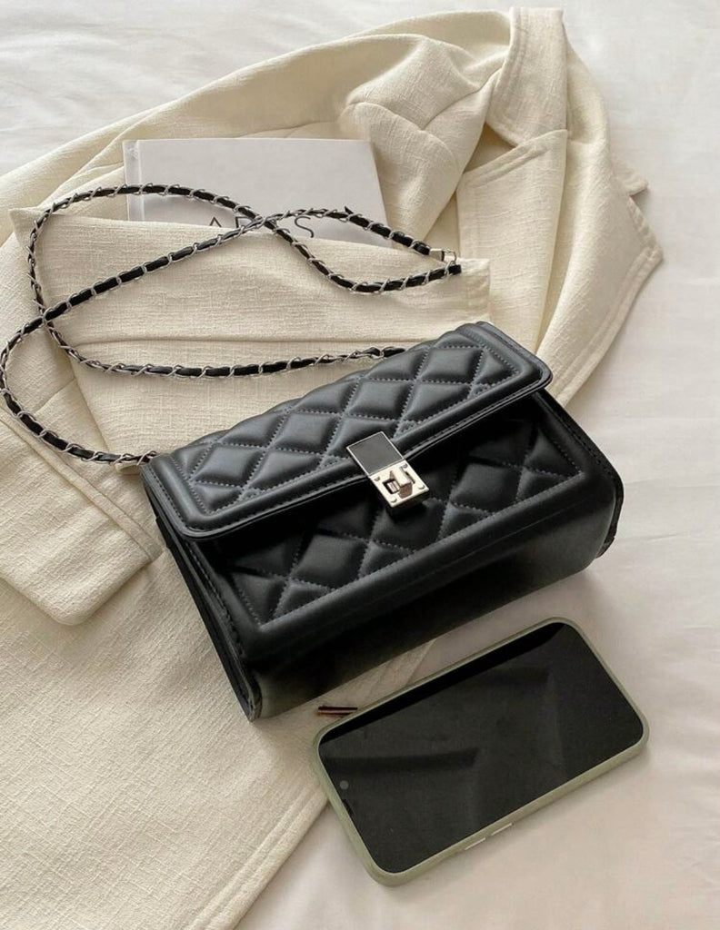 [Love Sapphires / Milky Pink & Orange] Mini Quilted Bag (Black)*