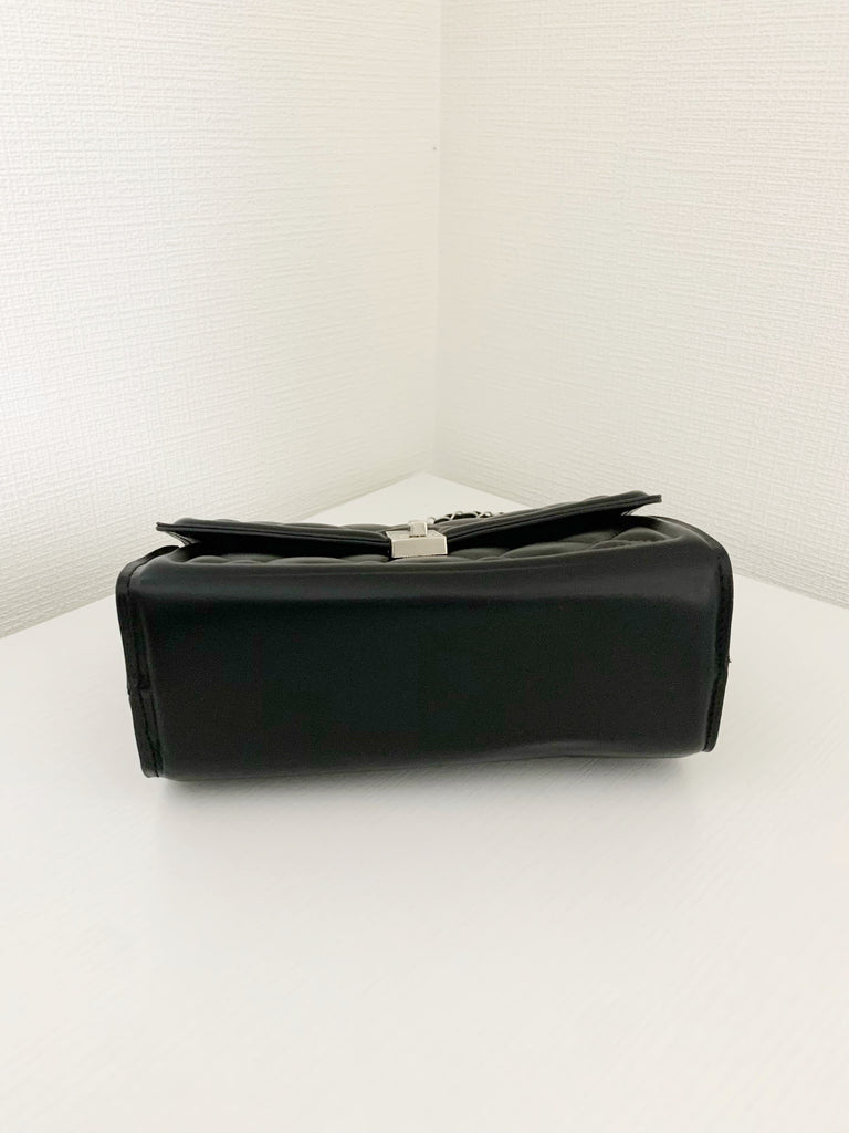 [Love Sapphires / Milky Pink & Orange] Mini Quilted Bag (Black)*