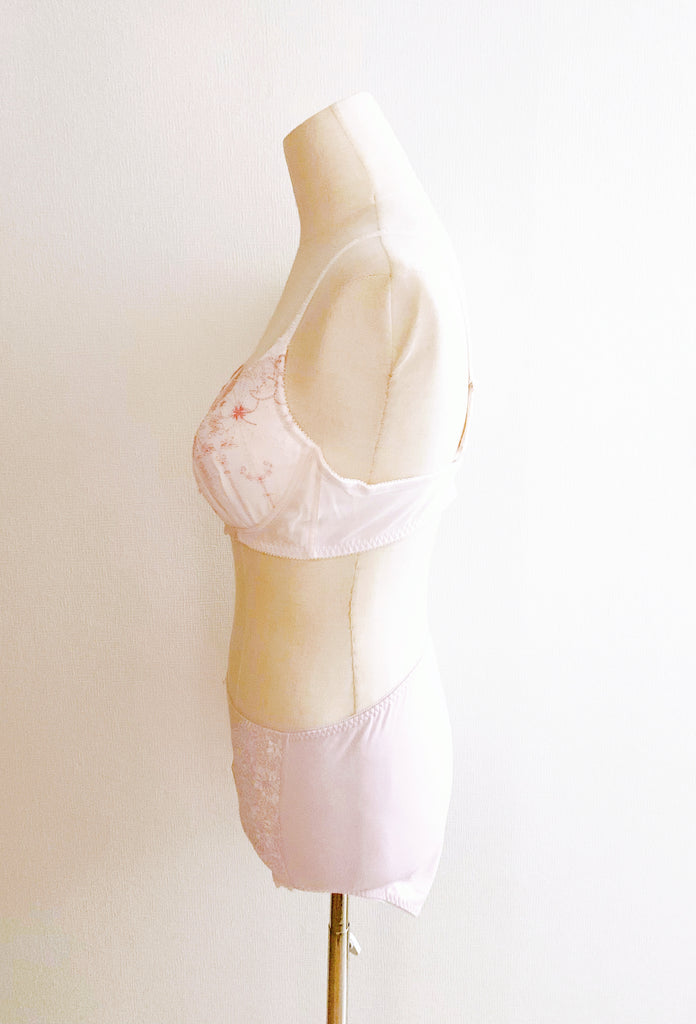 [3L] [4L] (追われる恋)モイスト履き心地パンティ*