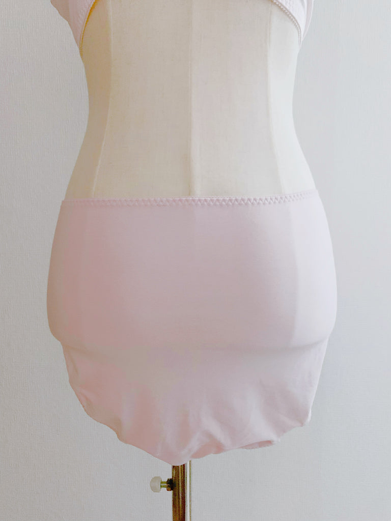 [3L] [4L] (追われる恋)モイスト履き心地パンティ*