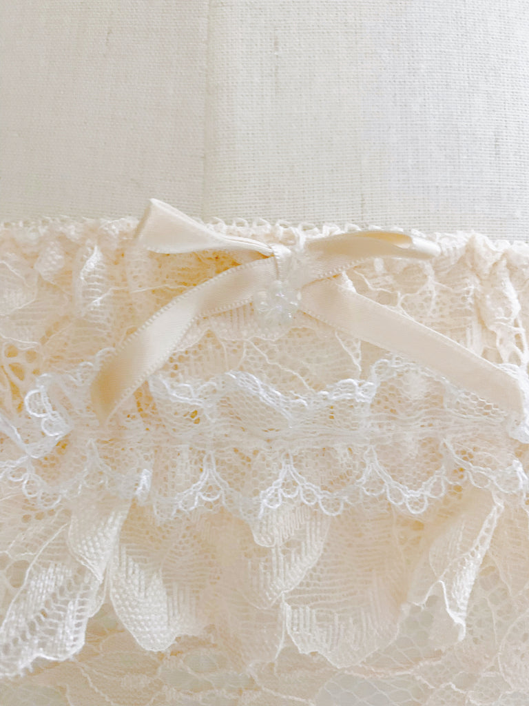 【LLサイズ】[モテ]フリルブラ+パンツセット