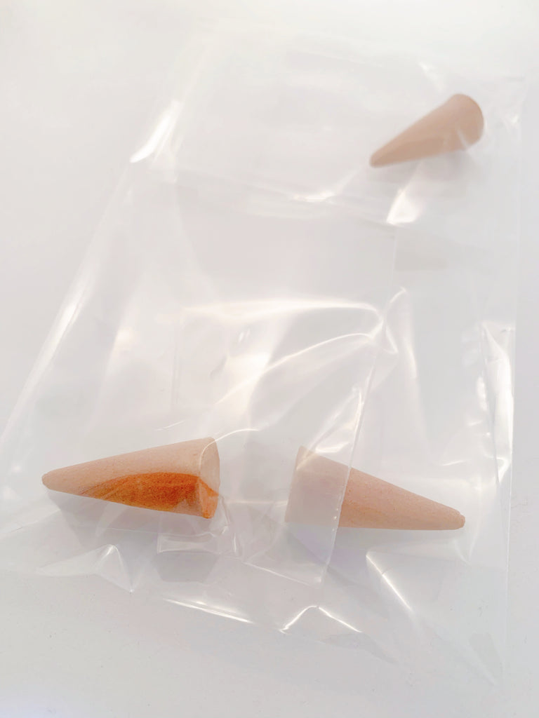 【1/1予約受付中】370THzの[超強力]恋愛インセンス(お香)2024