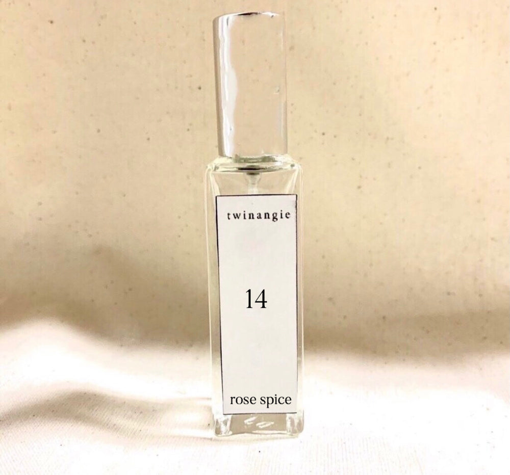【今年で終売】[No.14] love flavor spray ローズスパイス