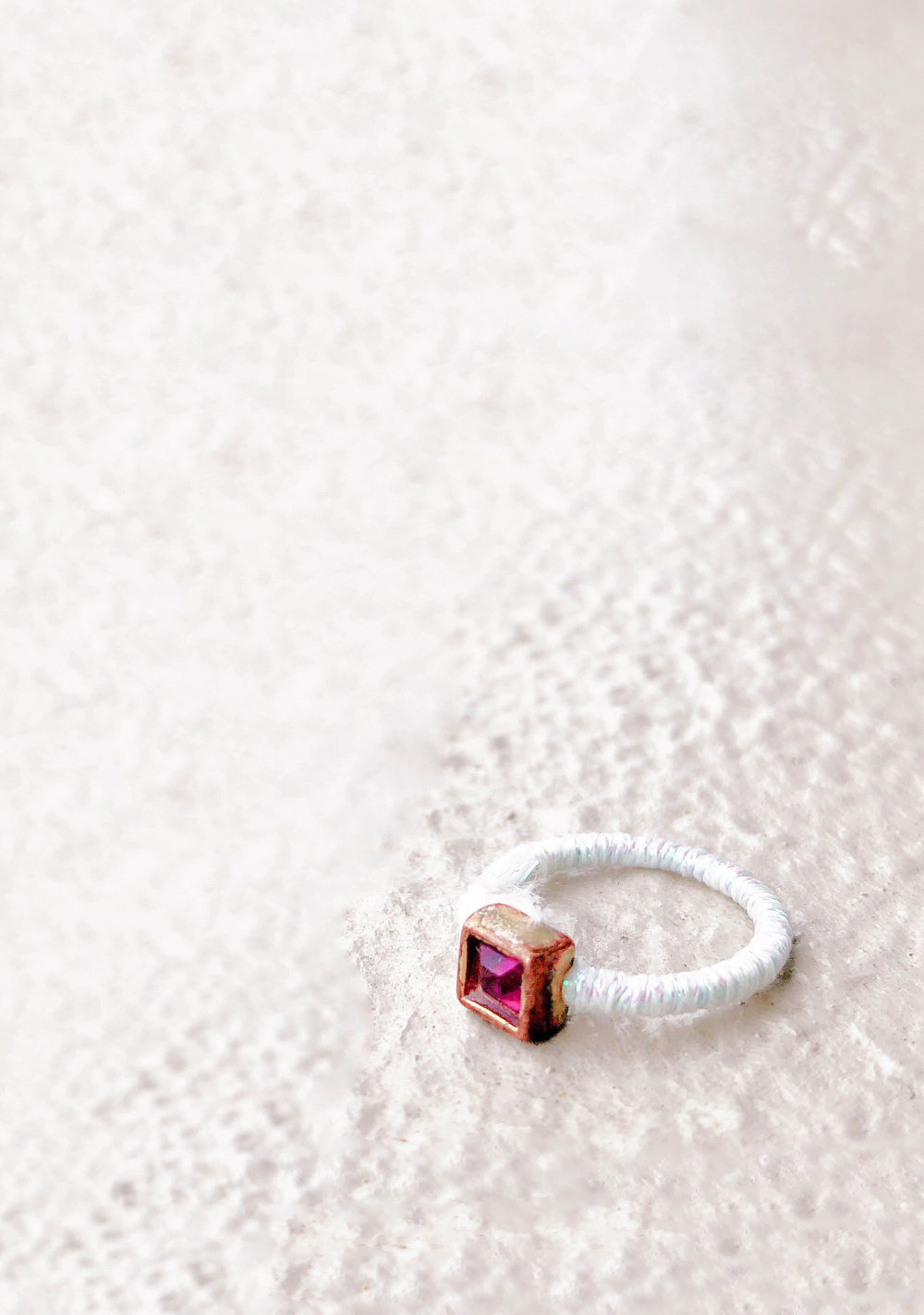 (ミサンガリング) red stone + white new moon quipe ring
