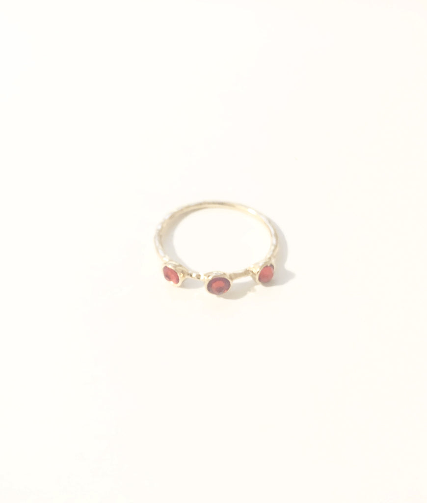 【50%OFF】【最後の1点】[リング2つ]メロメロダイヤリング&ハーフエタニティレッドムーンセット